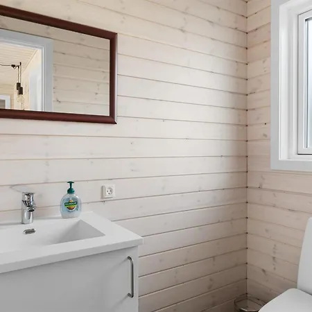 Mato - 100m From The Sea By Interhome Feriehus Nordenbro Vesteregn
